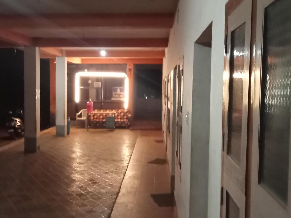 Sri Rama Lodge Subrahmanya Екстер'єр фото